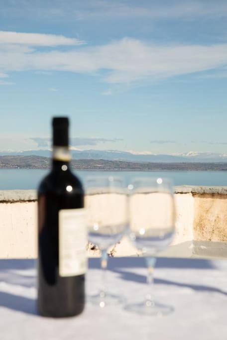 La Terrazza Nel Borgo Apartment Bracciano  Exterior photo