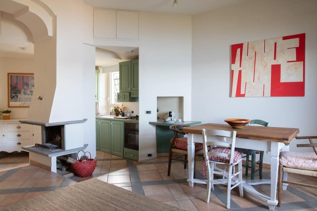 La Terrazza Nel Borgo Apartment Bracciano  Exterior photo